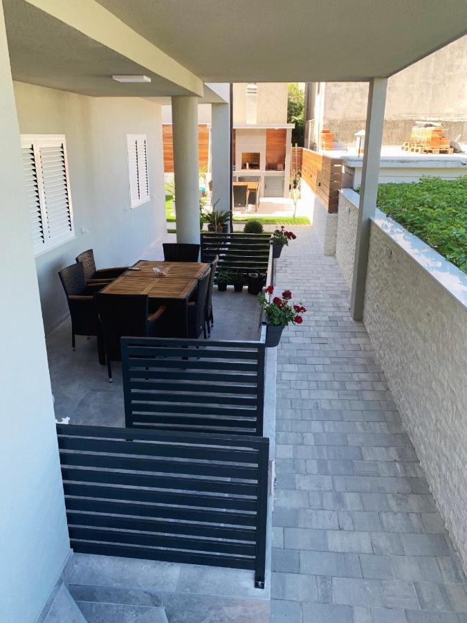 Villa Franko Baška Voda Exterior foto