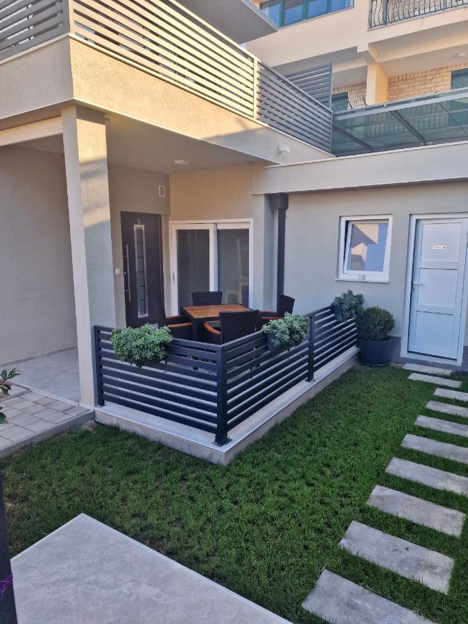 Villa Franko Baška Voda Exterior foto